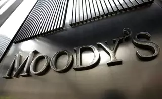 Moody’s понизило кредитный рейтинг России до "мусорного"