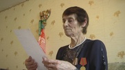 Пенсионерка заплакала в момент прочтения Назарбаевым ее письма в эфире