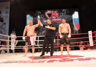 Казахстанский боец ММА Дагаев победил россиянина Касумова в Караганде