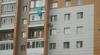 Полицейские незаконно оштрафовали жителя Астаны за вывешивание флага РК - юрист