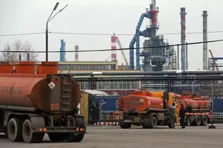 После снятия запрета на ввоз бензина у РФ может не остаться топлива для РК