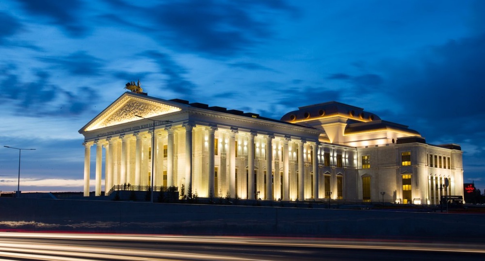 Астана Опера. Фото с сайта strategy2050.kz