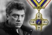 Порошенко посмертно наградил Бориса Немцова орденом Свободы