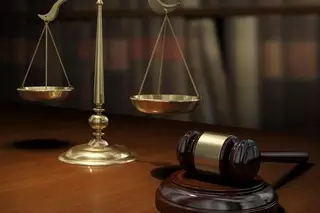 Материальный ущерб возместят чиновники ВКО казахстанке за "ошибочные" долги