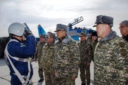 Казахстанских военных подняли по учебной боевой тревоге