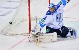 "Авангард" обыграл "Барыс" и сравнял счет в серии