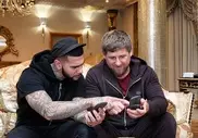 Рамзан Кадыров подарил Тимати YotaPhone