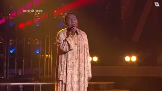 Выступление Батырхана Шукенова растрогало до слез членов жюри шоу "Один в один"