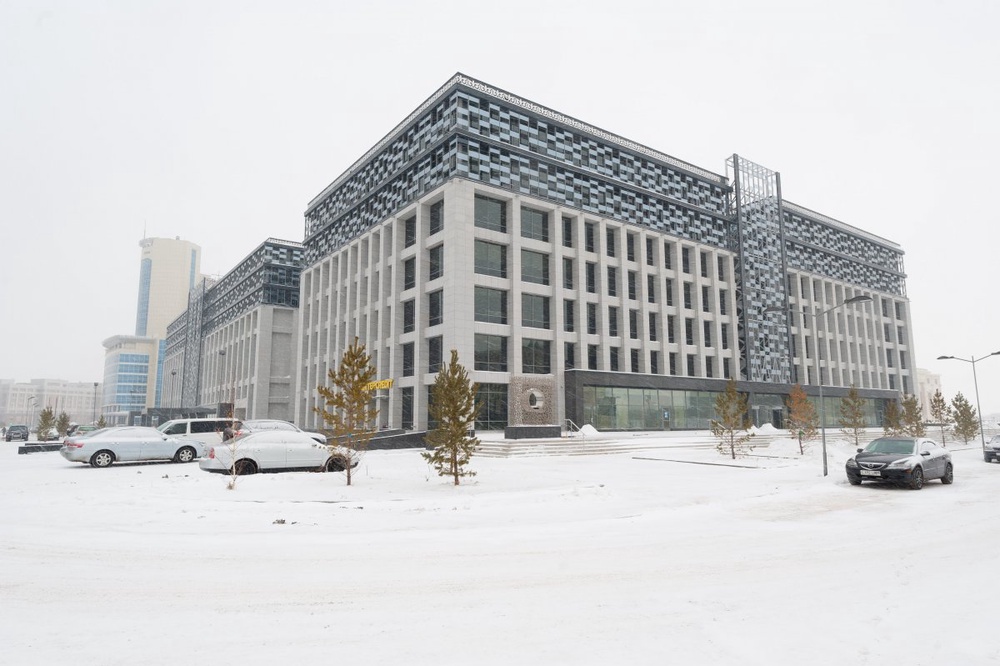 Бизнес-центр Q в Астане - первое "зеленое" офисное здание в Казахстане.