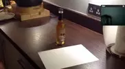 Как открыть бутылку пива с помощью обычного листа бумаги