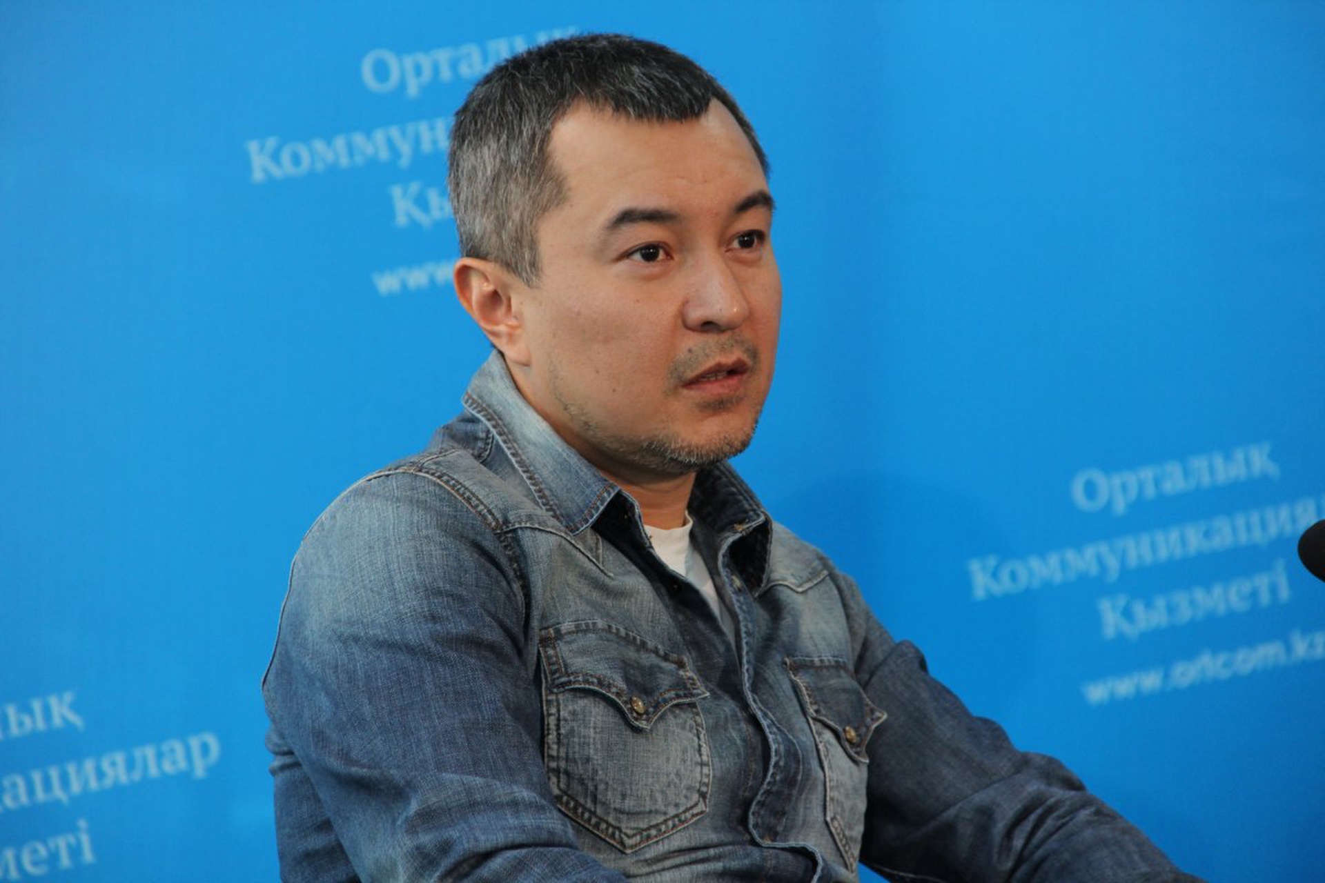 Сатаев, акан каргамбаевич биография. Акан сатаев. Кларк сарулло. Акан сатаев рэкетир. Казахстанские режиссеры.