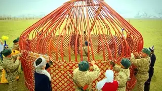 Казахстанские военные празднуют Наурыз