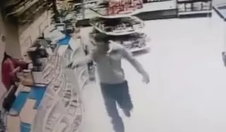 Вооруженное нападение на АЗС в Атырау попало на видео