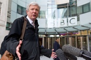 Главе BBC пригрозили расправой из-за увольнения Джереми Кларксона
