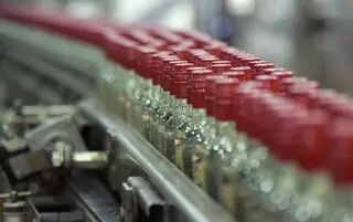 Установлены минимальные цены на водку в Казахстане в 2015 году