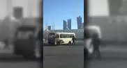 Микроавтобус сгорел в Астане