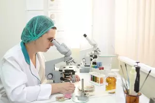 Обнародованы причины массового отравления в ресторане "Старомодный" в Астане