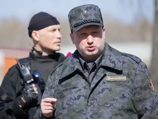 Рогозин жестко отреагировал на слова Турчинова о "грязной бомбе"