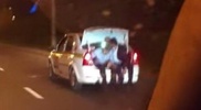 Установлено такси с пассажирами в багажнике в Астане
