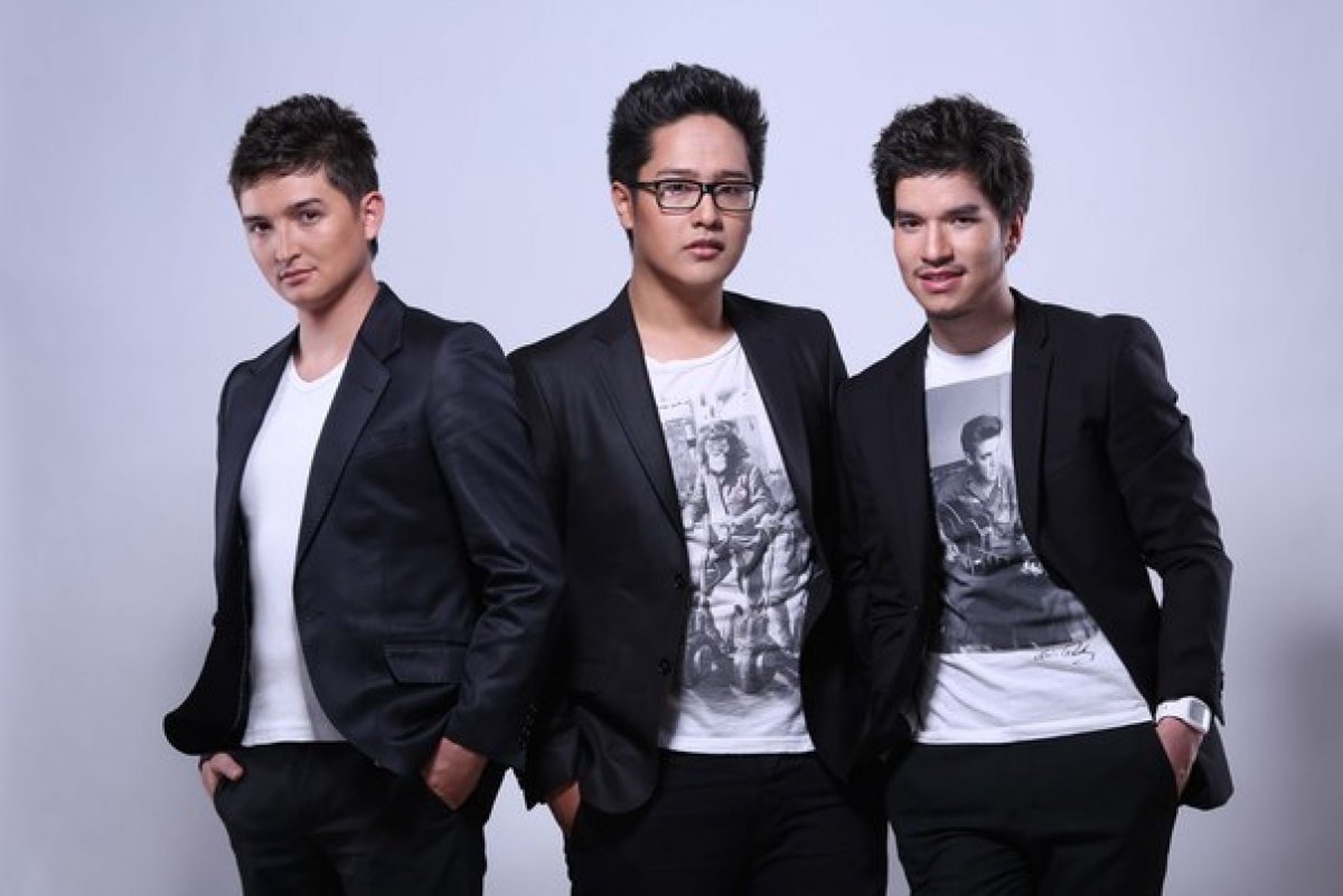 Казахская группа ringo. Казахстанские группы девушки. The jigits группа. Музарт. Казахские группы музыкальные.