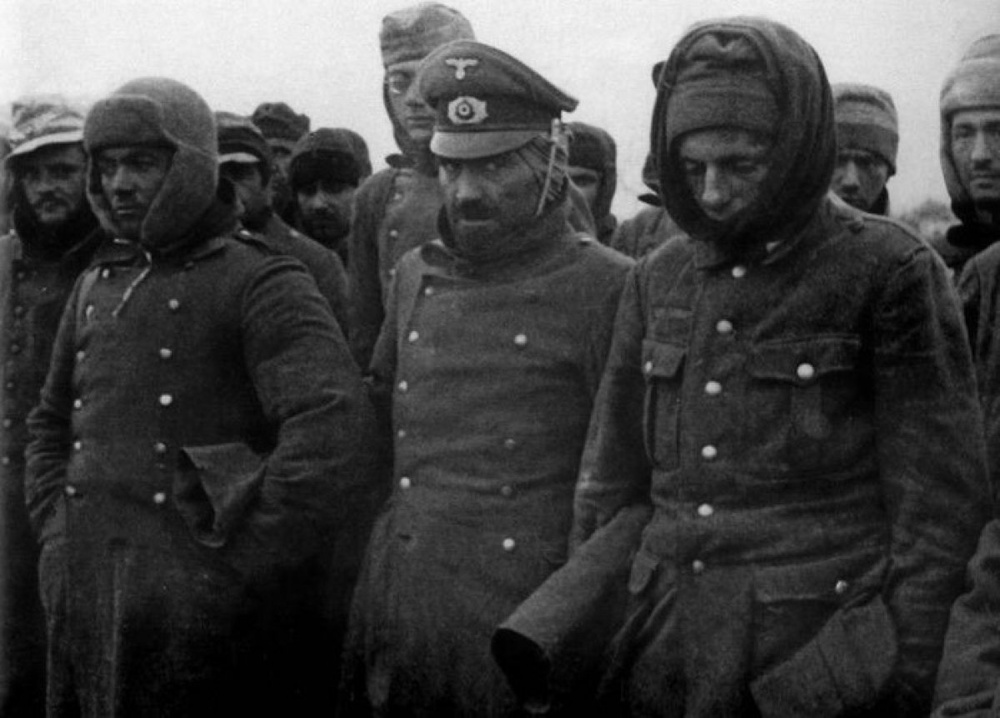 Немецкие военнопленные. Фото с сайта surfingbird.ru