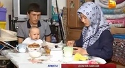 Молодая семья с грудным ребенком живет на заводе в Алматы