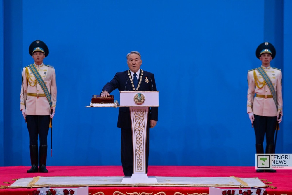 Нурсултан Назарбаев принес присягу Президента. 29 апреля 2015 год. Казахстана. Фото Турар Казангапов ©