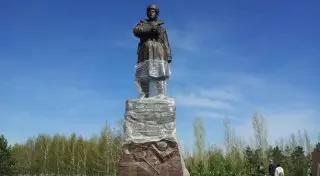 Памятник генералу Панфилову готов к открытию в Астане