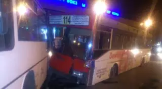 В Алматы пассажирский автобус устроил массовое ДТП