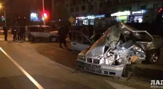 Видео смертельного ДТП в Актау с участием BMW попало в Интернет