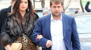 Певица Жасмин прокомментировала арест своего мужа