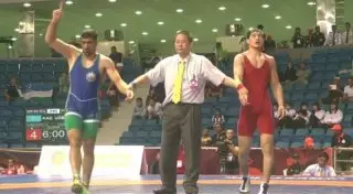 Казахстанский борец Турсынов взял "серебро" чемпионата Азии