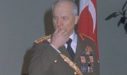 Умер осужденный на пожизненный срок бывший президент Турции