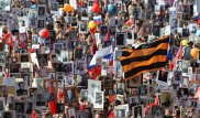 Всю дистанцию парада "Бессмертный полк" в Москве прошел ветеран из Казахстана
