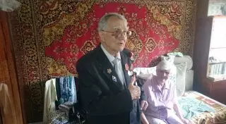 Родственники упавшего в парке Алматы ветерана рассказали об инциденте