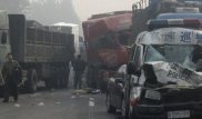 50 человек пострадали при столкновении двух автобусов и самосвала в Гонконге