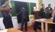 Признание казахстанского школьника в любви закончилось провалом