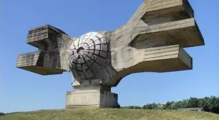 12 самых безумных зданий советской эпохи