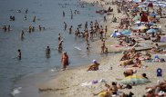 Рост заболеваемости раком кожи связали с отдыхом казахстанцев в жарких странах