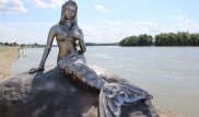 Многострадальную статую Русалки в Павлодаре отправят на свалку