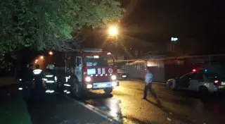 Автомобиль протаранил газовую трубу на улице в Алматы