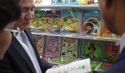 Новый учебник за 7 миллионов тенге развалился в руках у депутата