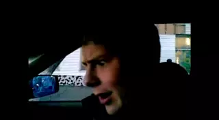 Парень из Темиртау классно зачитал рэп в машине