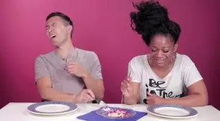 Американцы впервые пробуют русскую еду