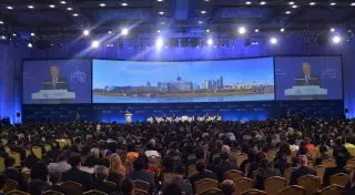 Роль Астаны и Алматы разъяснил Президент