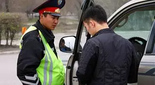 Водителей Алматы предупреждают по WhatsApp о "серых скоростемерах"