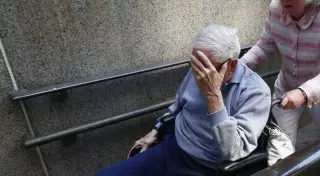 Болезнь Альцгеймера могла появиться из-за развития разума человека