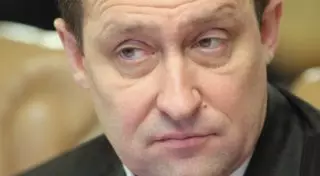 За слова про отказ от вертолетоносцев "Мистраль" сделали выговор чиновнику в РФ