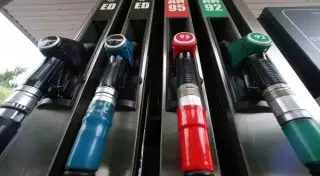 Эксперты предрекают осенью рост цен на бензин