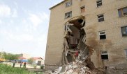 Разрушенное общежитие в Атырау числилось аварийным